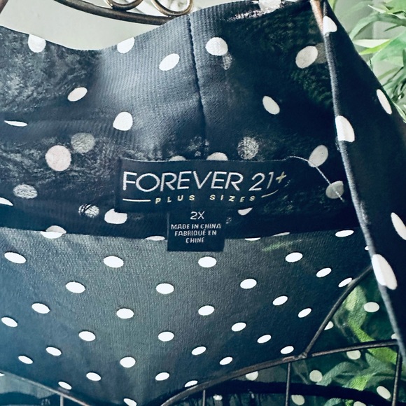 Forever 21 blouse - Picture 4 of 5